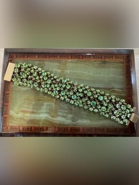 Neiman Marcus Green Crystal beaded bracelet